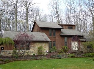 12430 Caves Rd, Chesterland, OH 44026