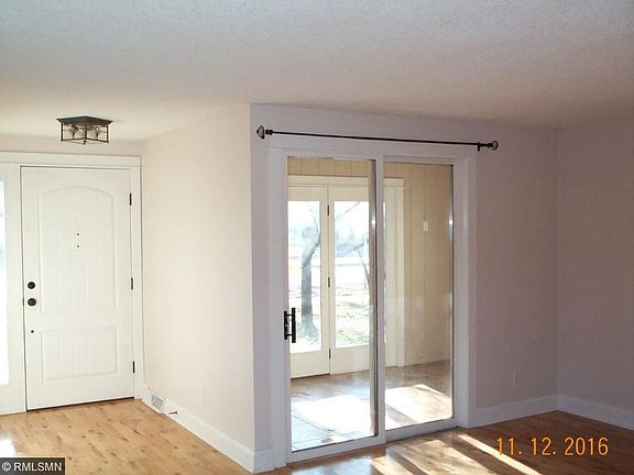5th image of 501 W Broadway St