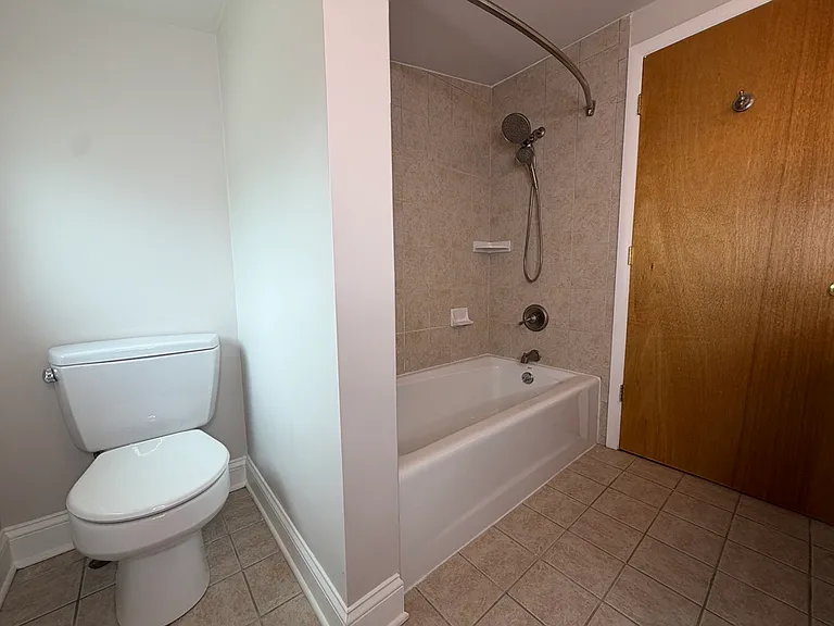 126 Median Dr — Photo 30