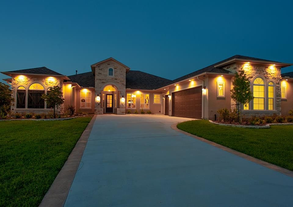 1st image of 2454 Palmer Dr