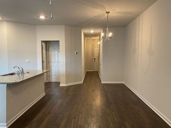 2nd image of 4317 Newland St