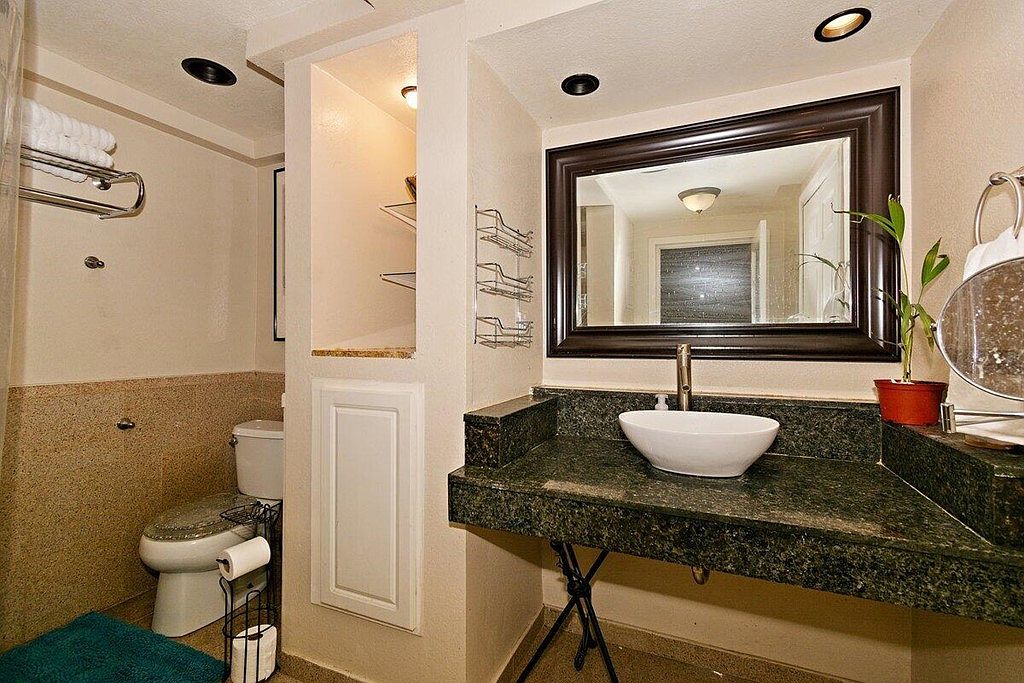 Palm Springs, CA 92264