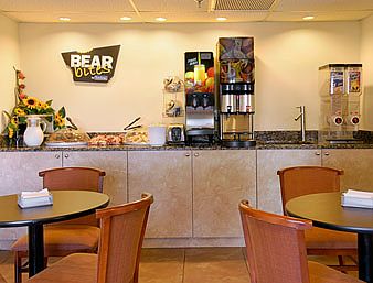 3rd image of 3651 Blue Heron Blvd. Travelodge Hotel #S.ginsberg