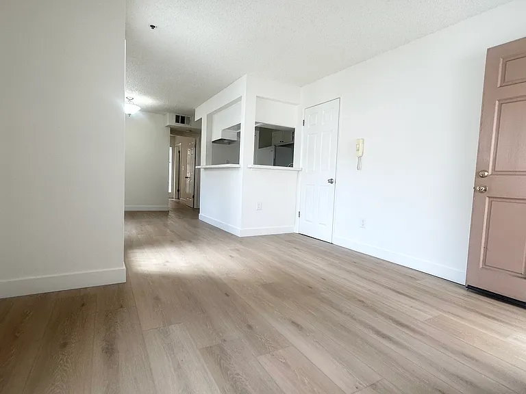 328 E Providencia Ave #105F — Photo 2