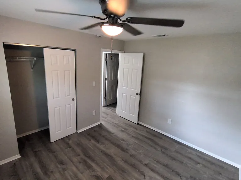 1742 SE 15th Ave — Photo 15