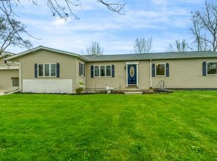 566 Arms Rd, Essexville, MI 48732