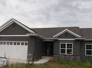 823 Shelby Dr, Tiffin, IA 52340
