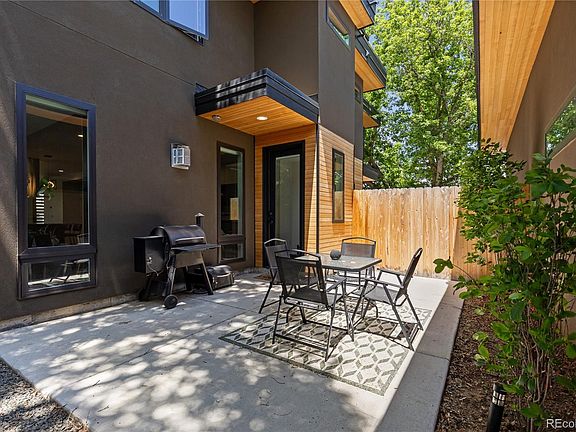 4th image of 3556 S Emerson Street