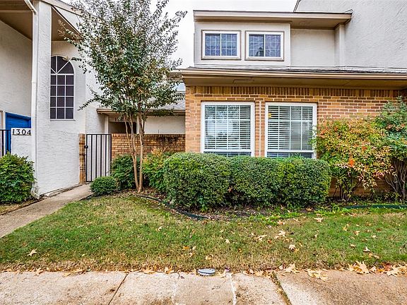 2nd image of 13040 Woodbend Ln