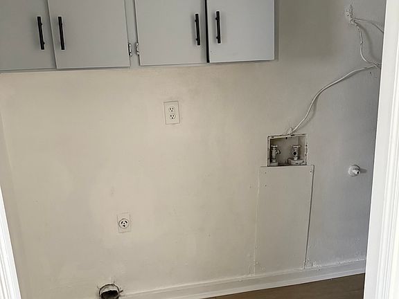 3rd image of 1000 Waco Rd APT 205