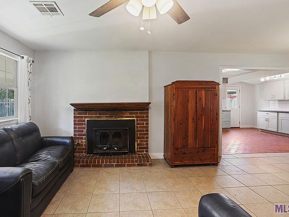 4th image of 10259 Willow St