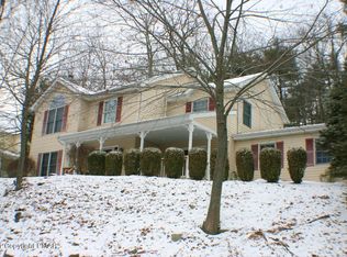 4190 Blue Mountain Xing, East Stroudsburg, PA