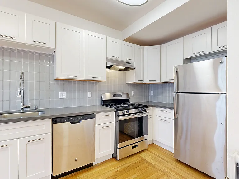 1705 Octavia St #304 — Photo 1