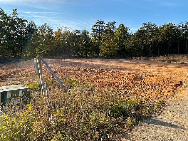 1st image of 353 Canterbury Dr Lot 19