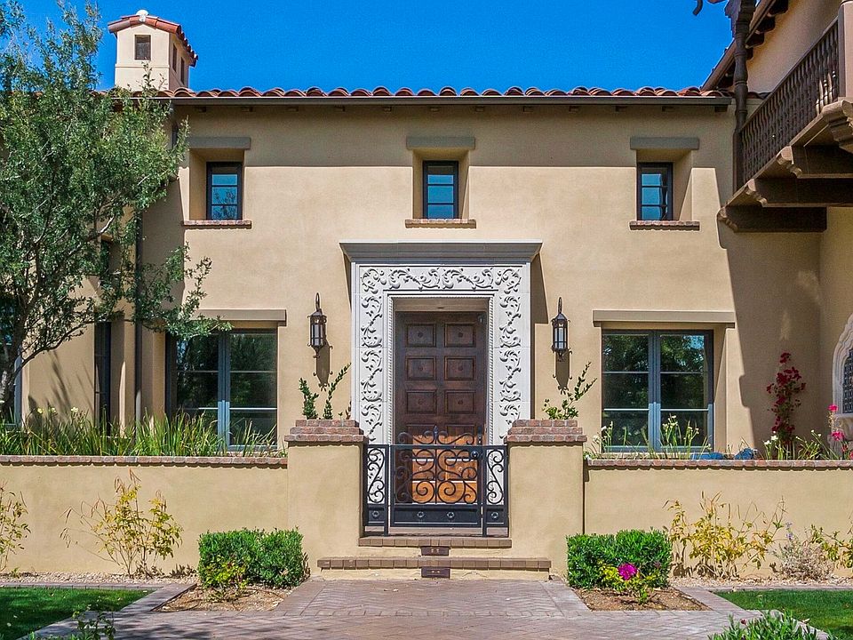 Gorgeous Curb Appeal on Corner Lot