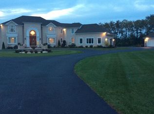 3341 Shinnecock Dr, Chambersburg, PA 17202