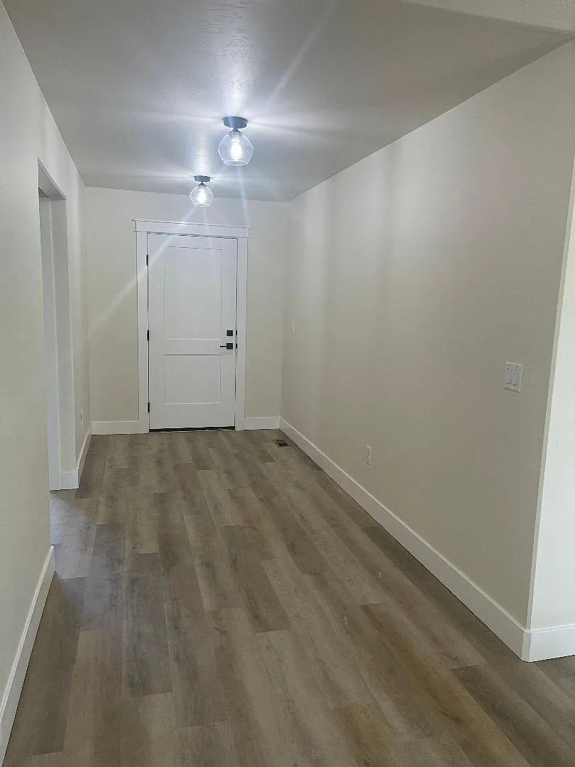 3 bed, 1500 sqft, $1,895 — Photo 4