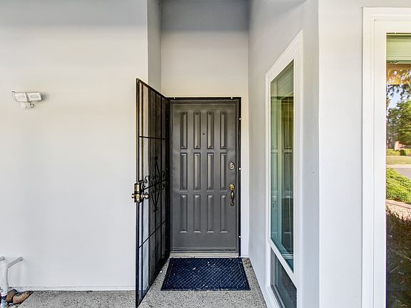 3rd image of 6860 Willowwood Way