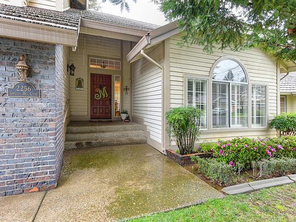 2nd image of 2256 Grizzly Hill Ct