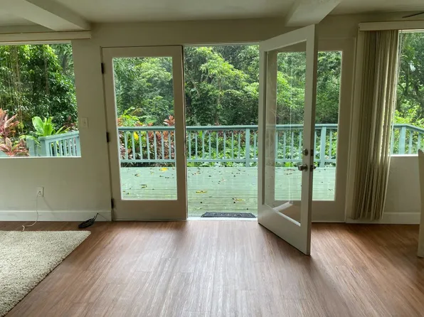 47-701 Ahuimanu Rd #B, Kaneohe, HI 96744