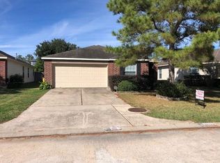 19122 Prairie Bluff Dr, Cypress, TX 77433