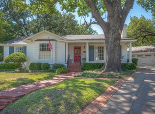 424 Virginia Pl, Fort Worth, TX 76107