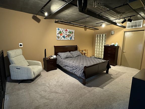 5th image of 3110 Thomas Ave APT 104