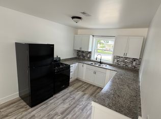 77 Livingston St #2, Lancaster, NY 14086