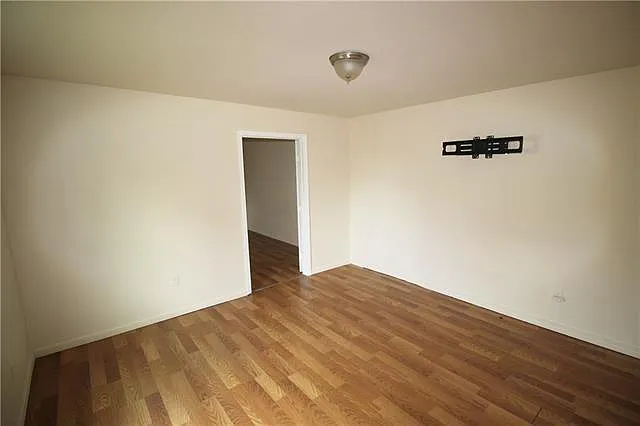 1403 Socrates St — Photo 10