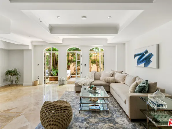 10795 Wilshire Blvd APT 105, Los Angeles, CA 90024