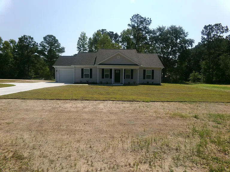 2532 Harvey Rd — Photo 1