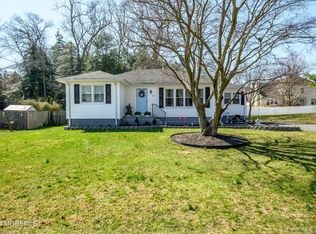 50 Buckley Ln, Bayville, NJ 08721
