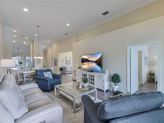 5th image of 9426 Benvenuto CT #201