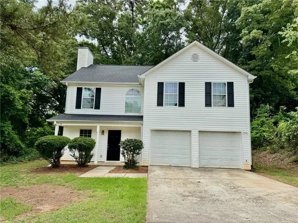 35 Rolling Ridge Dr, Covington, GA 30016