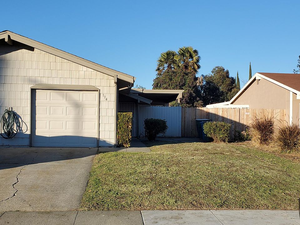 1st image of 114 Woodbury Cir