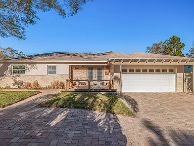 7039 Hibiscus Ave S — exterior photo