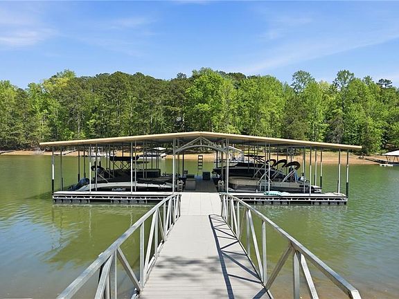 2nd image of 3560 Chattahoochee Rd