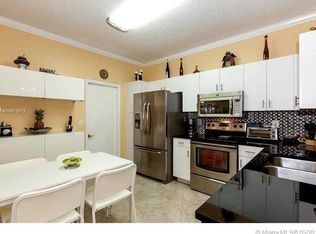 2142 Madeira Dr, Fort Lauderdale, FL 33327