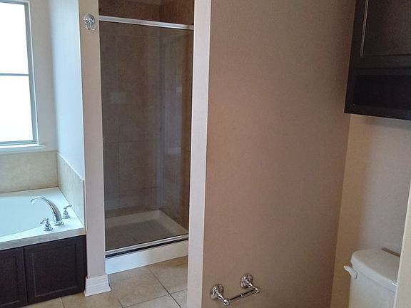 5th image of 3921 White Lake Dr