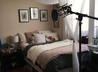 55 Park Dr APT 20, Boston, MA 02215