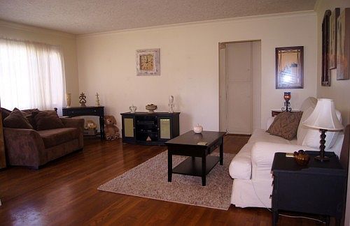 4th image of 4910 Knoxville Ave