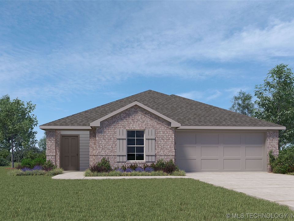 1st image of 2020 E Vandalia St