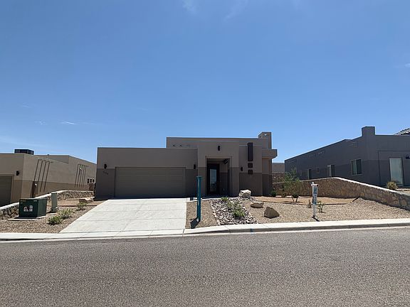 3rd image of 2522 Prado Del Sol Ave