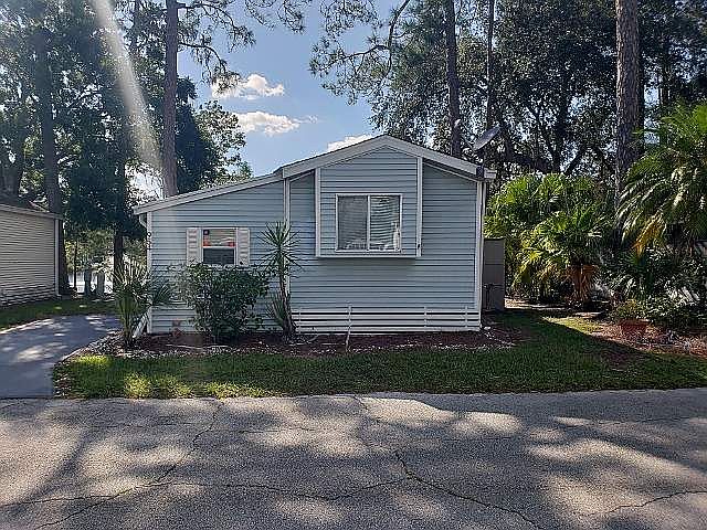 1st image of 954 Savanna Dr