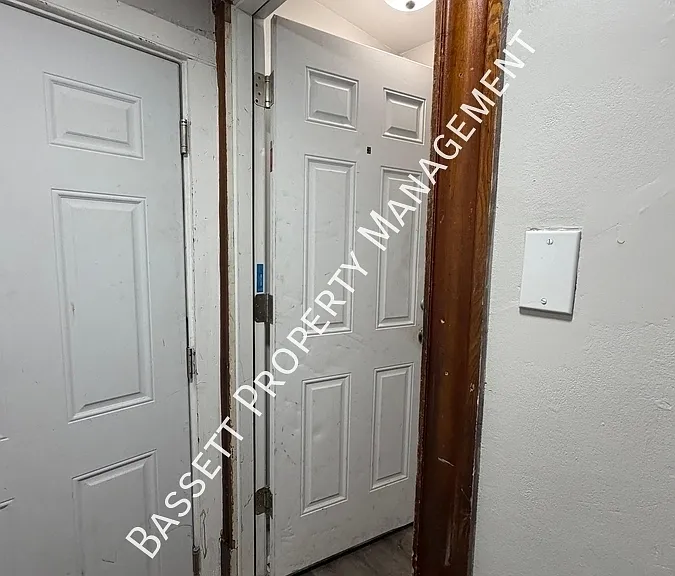 13 Meridian St #3 — Photo 4