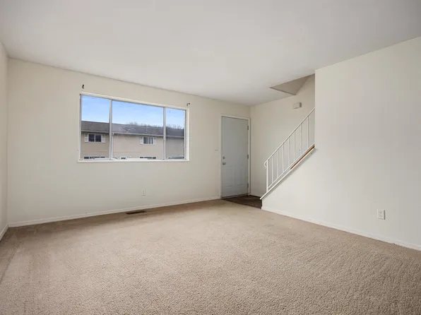 1333 W Jeth Ct, Peoria, IL 61614