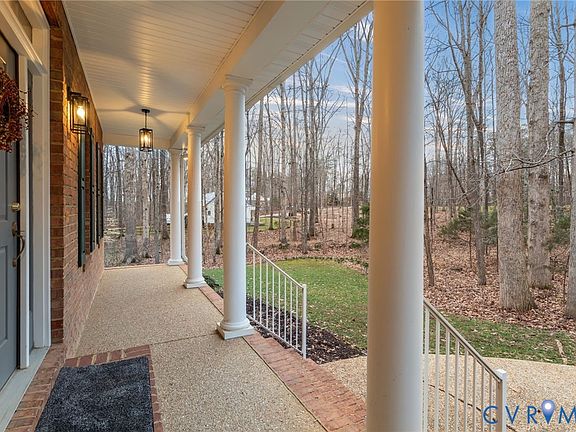 4th image of 1385 Palmore Rd