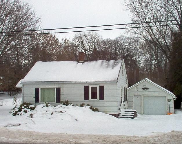 2nd image of 6398 Sturgeon Bay Rd
