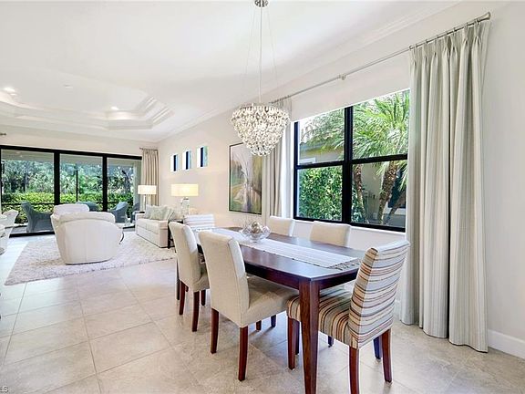 5th image of 9433 Isla Bella CIR