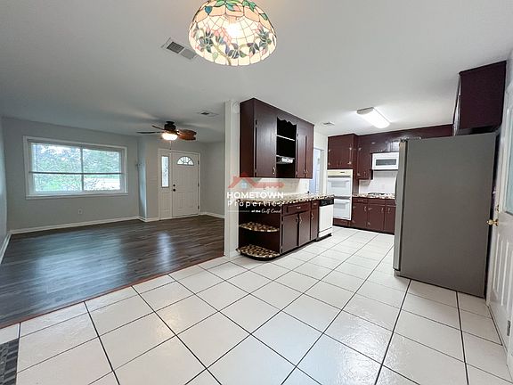 5th image of 9451 Mabel St